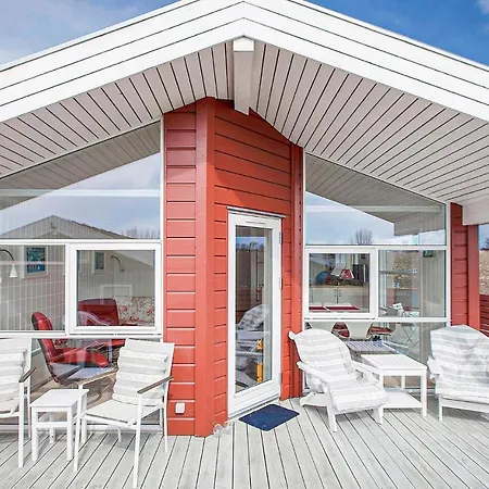 Nice In W/ 3 Bedrooms Tranekær
