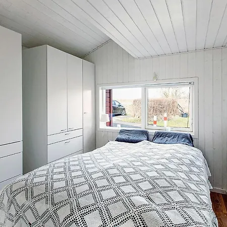 Vakantiehuis Nice In W/ 3 Bedrooms *